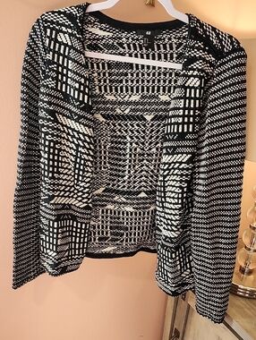H&M Black & White Geometric Open-Front Cardigan